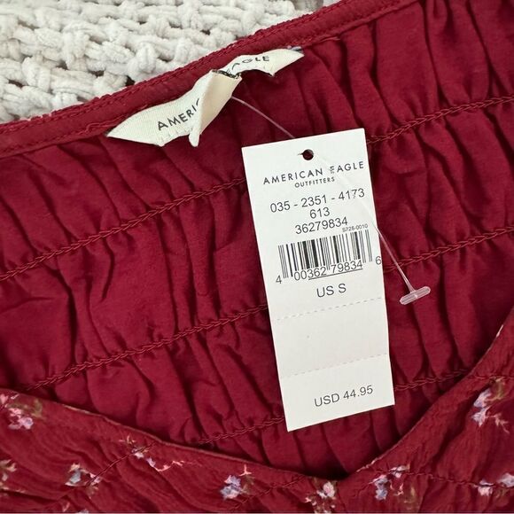 NWT American Eagle AE Smocked women's Floral blouse Top - Picture 4 of 9